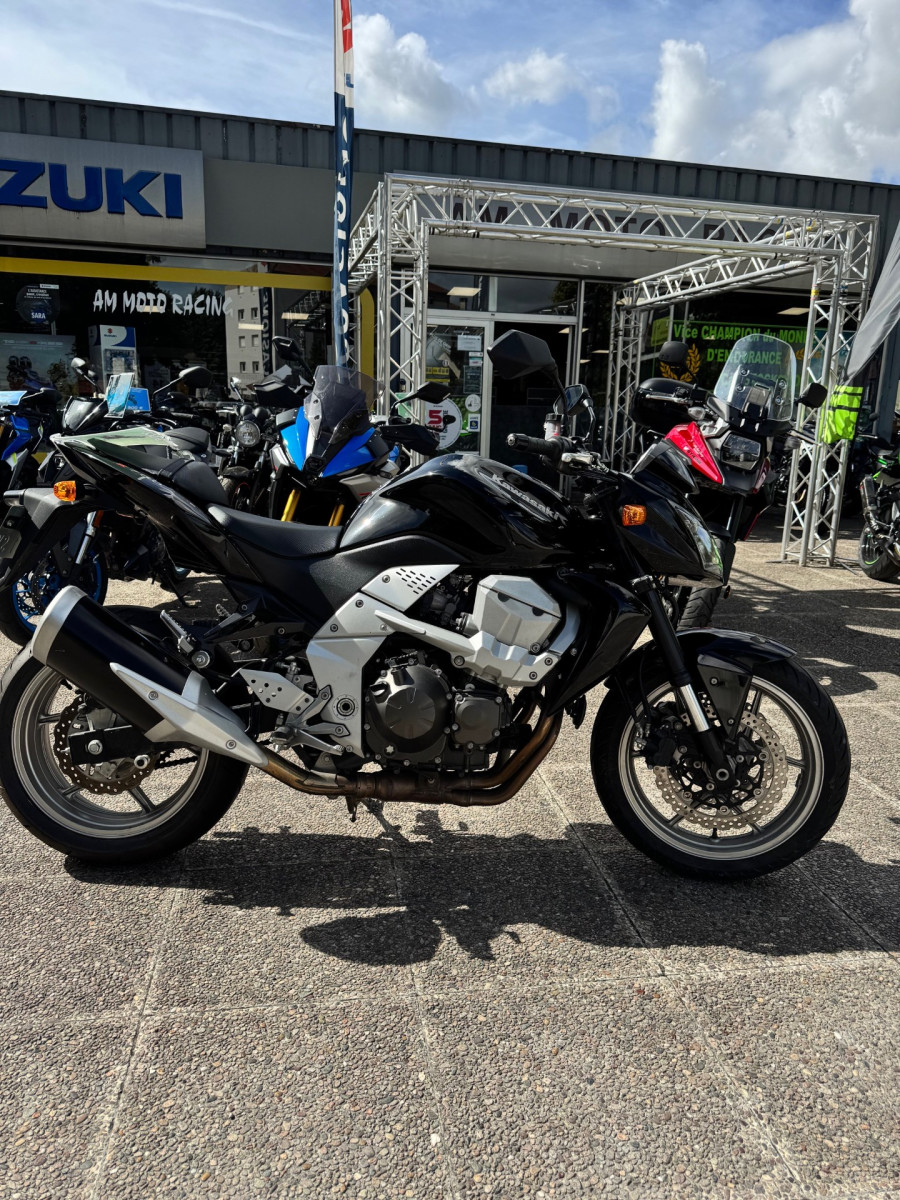 z750-blk-1-1