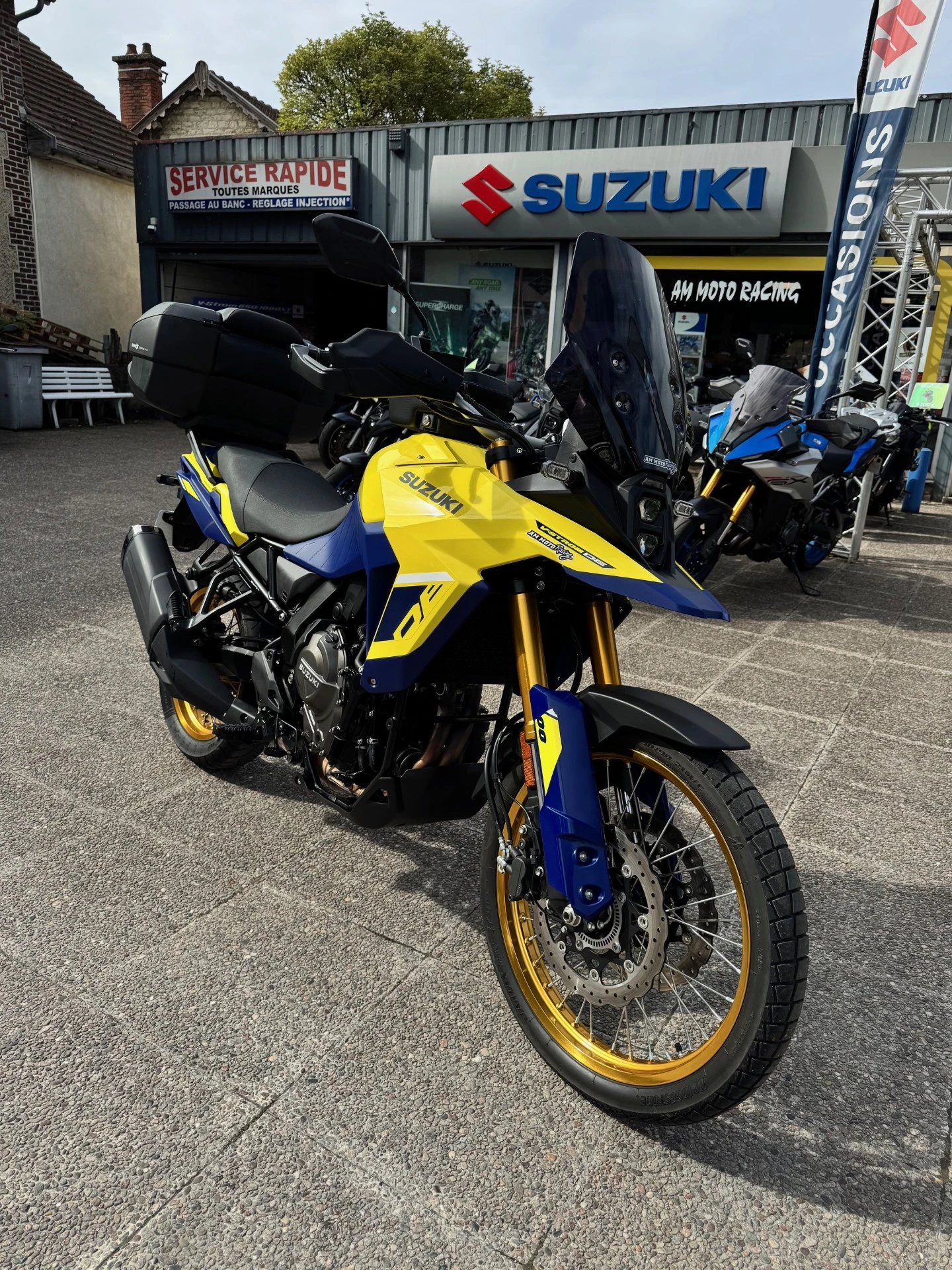 Motos
